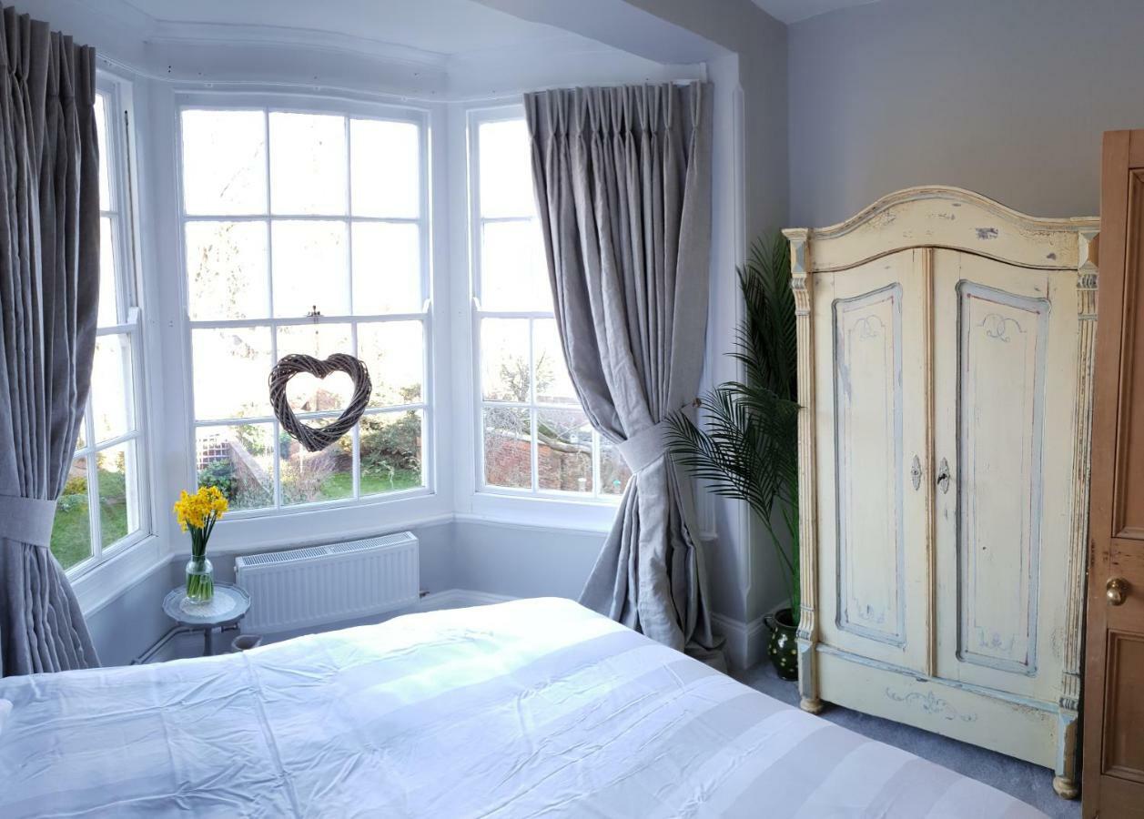 Court House Apartment Cheltenham Esterno foto