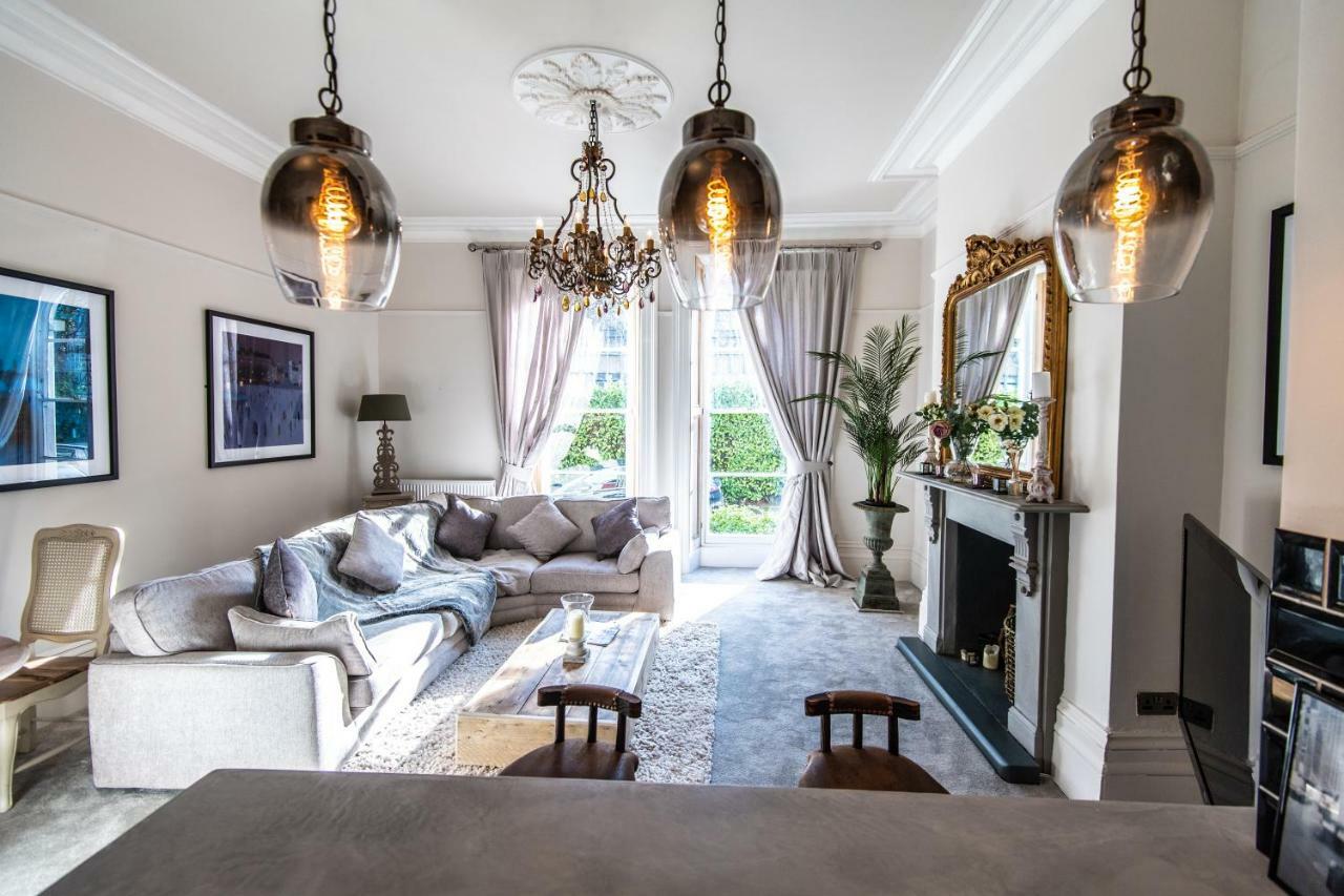 Court House Apartment Cheltenham Esterno foto