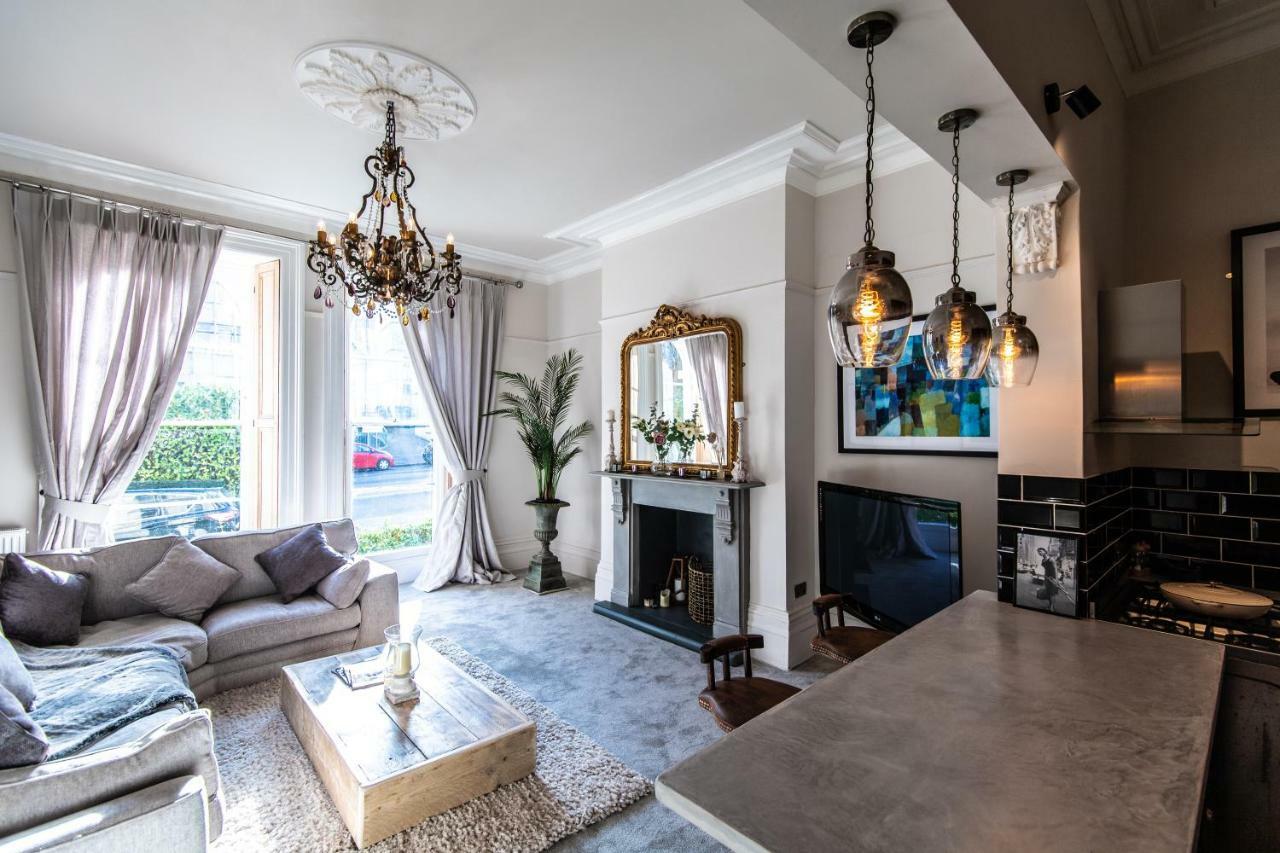 Court House Apartment Cheltenham Esterno foto