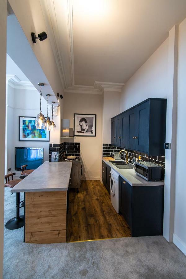 Court House Apartment Cheltenham Esterno foto