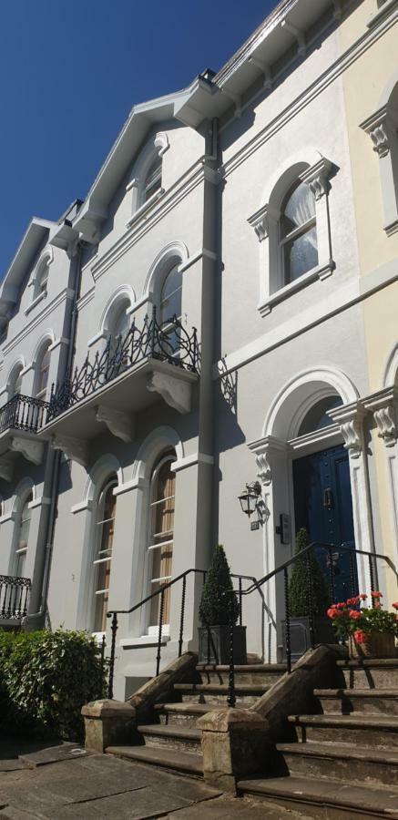 Court House Apartment Cheltenham Esterno foto