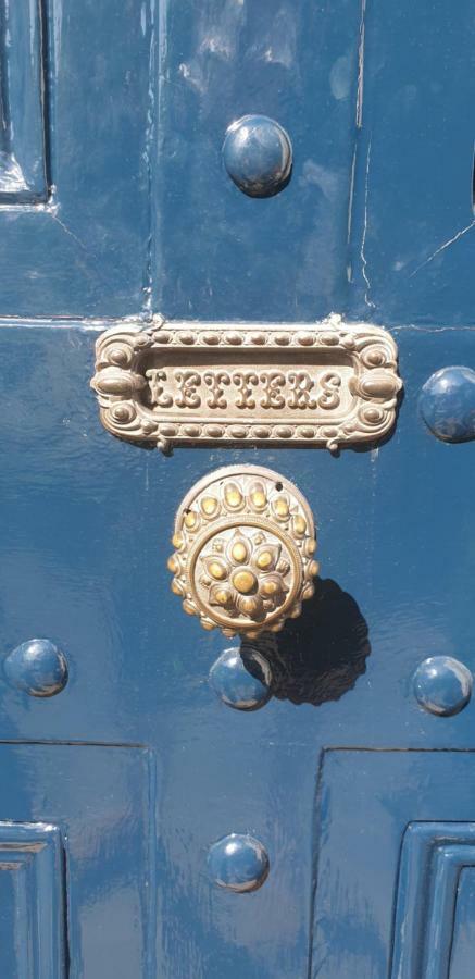 Court House Apartment Cheltenham Esterno foto